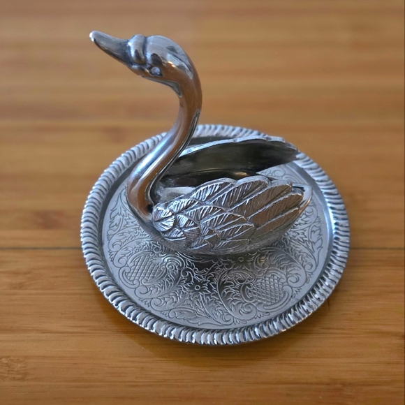 Vintage Silver alloys 💍 holder - Picture 2 of 7